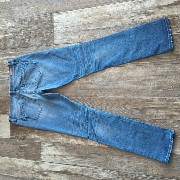 BUCKLE BLACK Straight Stretch jeans in Talla style #BBW1406 cut#76 sz 28x34 EUC