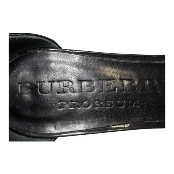 BURBERRY SANDALS SZ 39