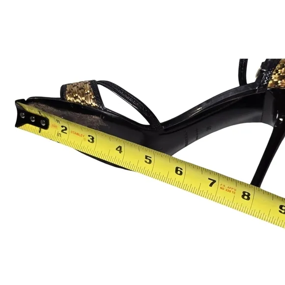 BURBERRY SANDALS SZ 39