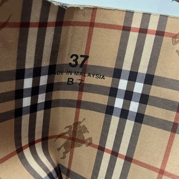 Burberry woman’s  Brown Riding Boots size 7
