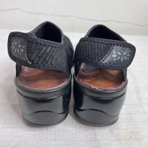 BZees Black Wedge Sandals Size 7 KISS Sport Casual Slingback Open Toe