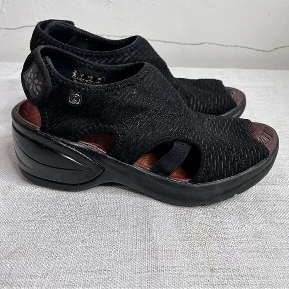 BZees Black Wedge Sandals Size 7 KISS Sport Casual Slingback Open Toe