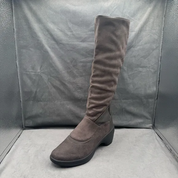 Bzees Wishlist Tall Boots Women’s Size 9W Grey Side‎ Zip Stretch Microfiber