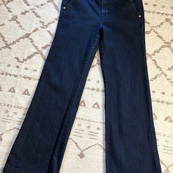 Cache , dark wash, flared Jeans size 10