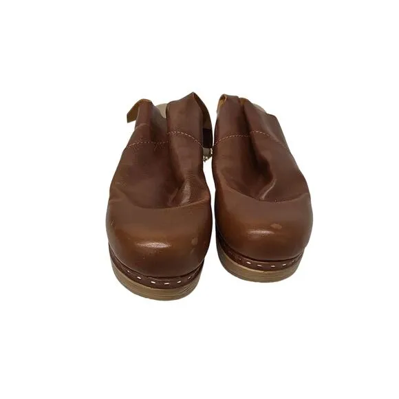Calou Tyra Brown - Saddle Brown Mule Clog Size 9