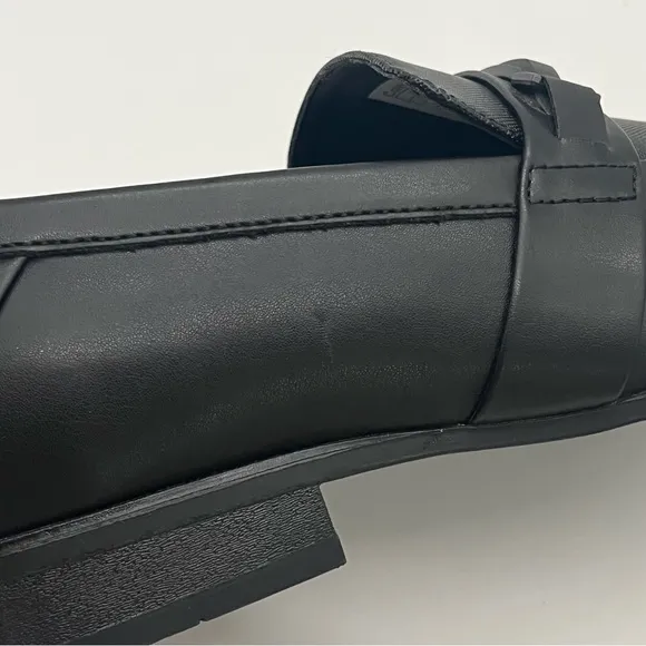 Calvin Klein black slip on loafer shoes Men’s Size 10.5
