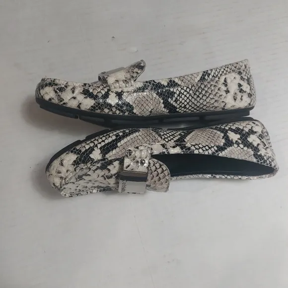 Calvin Klein Lisette Snake Skin Print Leather Loafers Size 10M