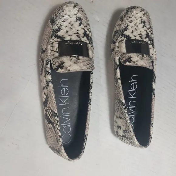 Calvin Klein Lisette Snake Skin Print Leather Loafers Size 10M