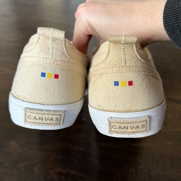 Canvas Low Top Sneaker Size 12 Men