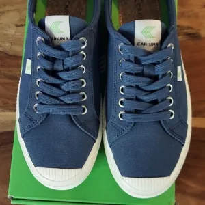 Cariuma Canvas Sneakers Blue Womens 9.5 / Mens 8