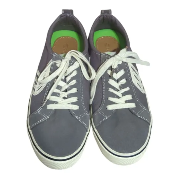 Cariuma Gray White Low Profile Canvas Shoes Men