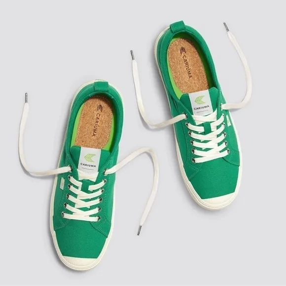 Cariuma Green Canvas OCA low sneakers. Men’s 9. Women’s 10.5 NWT