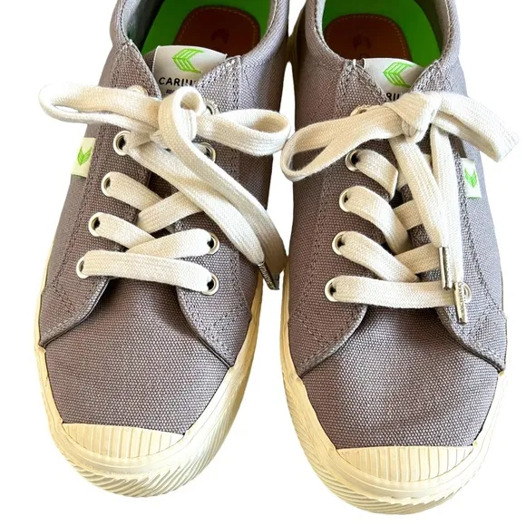 Cariuma OCA Low-Top Canvas Sneakers In Mystic Grey Size 8