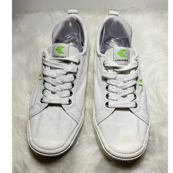 Cariuma OCA low-top canvas sneakers Size 11Women’s 9.5 Men