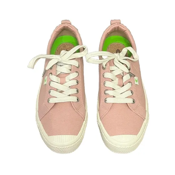 Cariuma Shoes Pink Rio Brasil Women Size 8 Rose Canvas Sneakers.