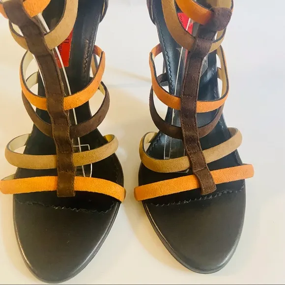 CAROLINA HERRERA Strappy tricolor suede stiletto sandal gladiator brown size 9