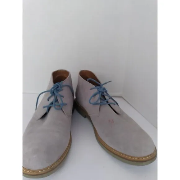 Casual Suede Desert Chukka Boots with Blue‎ Laces Light Gray Ankle Boots