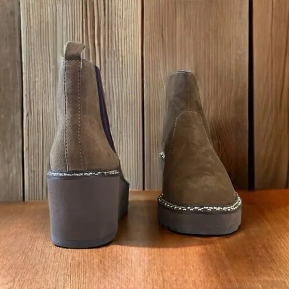 Cecelia New York Gemma Suede Boots in Brown