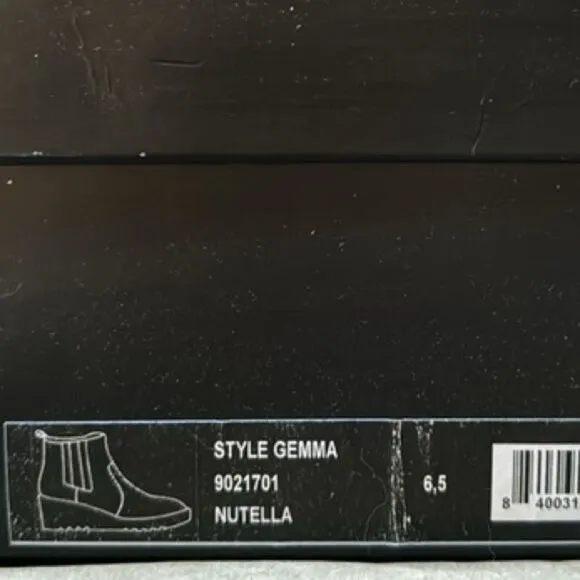 Cecelia New York Gemma Suede Boots in Brown