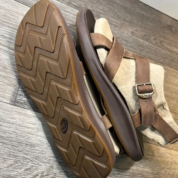 Chaco Brown Leather Strappy Sandals men’s size 10 (b115)