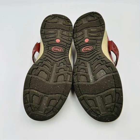 Chaco sandals Gala Mary Jane shoes hiking shoes maroon women size 7.5