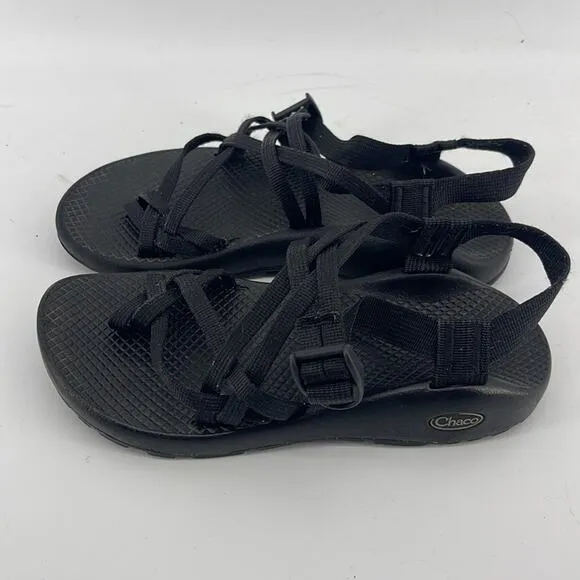 Chaco strappy hiking outdoors sandals sz 8