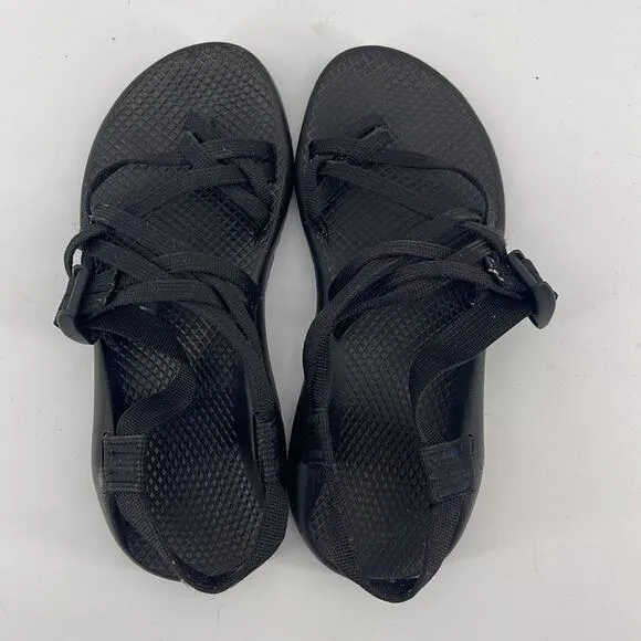 Chaco strappy hiking outdoors sandals sz 8