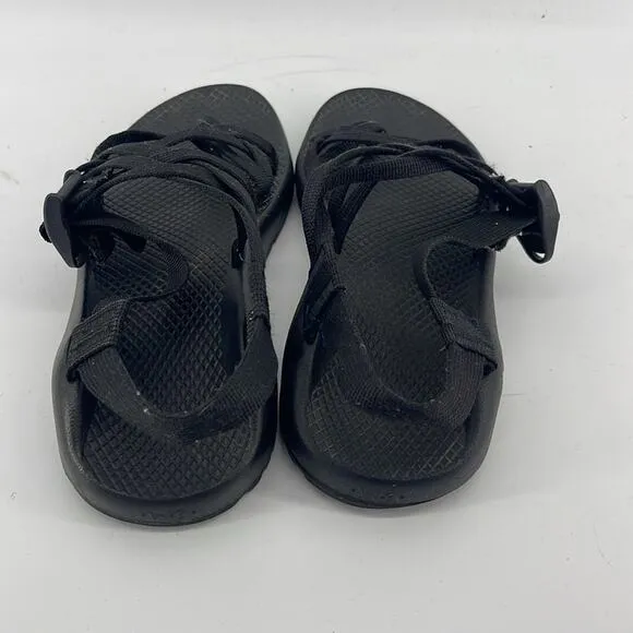 Chaco strappy hiking outdoors sandals sz 8