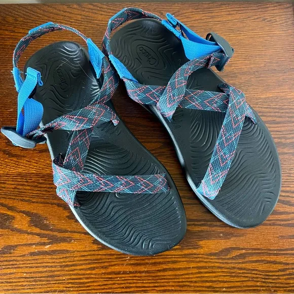 CHACO Z/VOLV STRAPPY HIKING WALKING SANDALS WOMEN’S