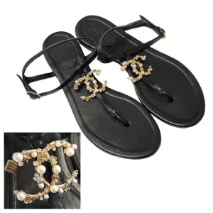 Chanel Interlocking CC Pearl Star Leather Thong Sandals Size 40