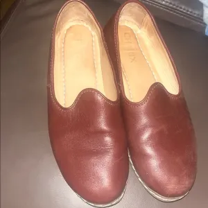 Charix Bordeaux Slip on Loafers dark maroon/brown size 39