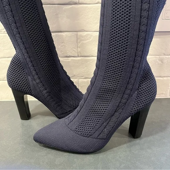 Charles by Charles David sz 5 David navy cable knit tall pull on sock boots