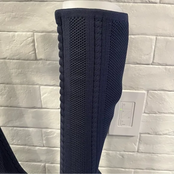 Charles by Charles David sz 5 David navy cable knit tall pull on sock boots
