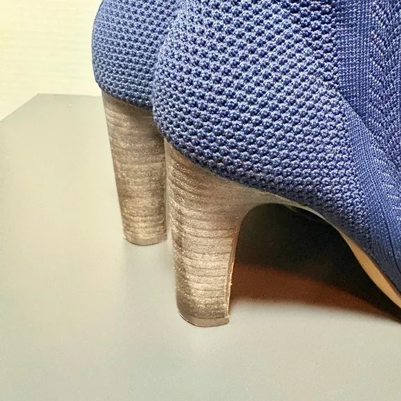 CHARLES by CHARLES DAVIS Navy Stretch Knit Heeled Boots