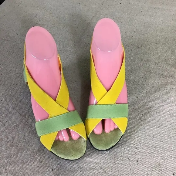 Charleston Shoe Company Comfort low Wedge sandals Women Size 7