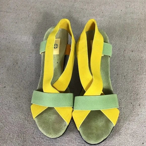 Charleston Shoe Company Comfort low Wedge sandals Women Size 7