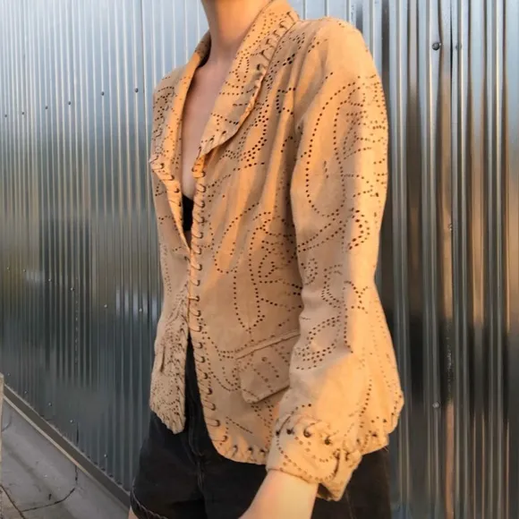 Chico’s Faux Suede Laser Cut Western Jacket Tan Women’s Size 0 / Small