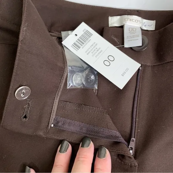Chico’s Gorgeous Chocolate Brown “The Ultimate Short” Bermuda Short Length Sz 2