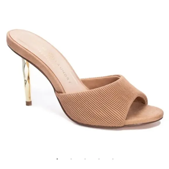 Chinese laundry Rhonda ripple decorative metallic heels sandals tan size 10 NWT