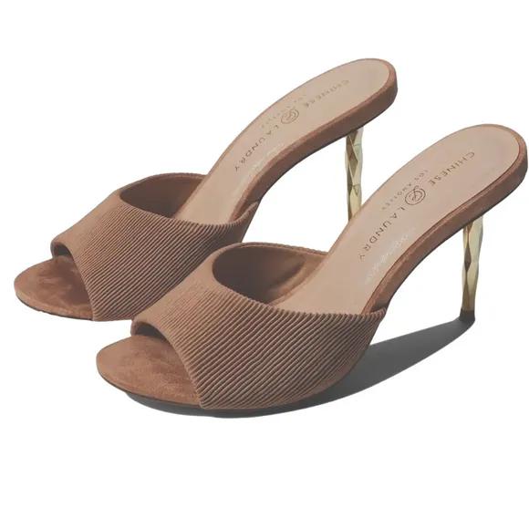 Chinese laundry Rhonda ripple decorative metallic heels sandals tan size 10 NWT