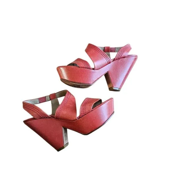 Chloe Sz 37/7 coral Wedge Strappy heel sandals 4'