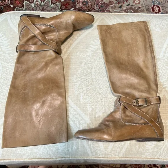 Chloe tan leather Riding boots cross buckle