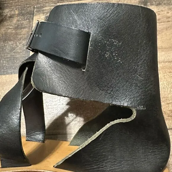 Chloe Strappy Leather Sandals