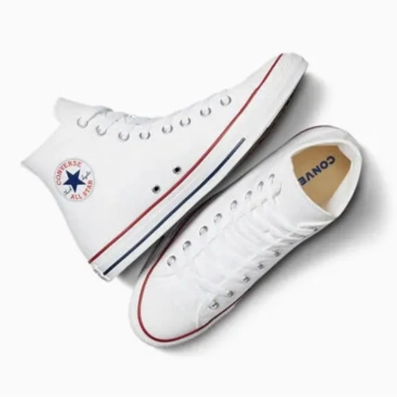 Chuck Taylor All Star Canvas NWT (M) size 9 (W) size 11