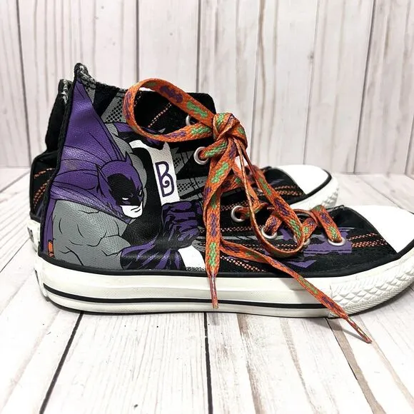 Chuck Taylor Converse DC Comic Collab Joker Batman Hi Top Youth Size 2 Sneakers