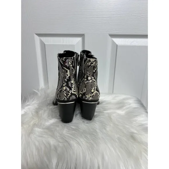 Circus By Sam Edelman Cal Cashmere Snake Print Ankle Boot Size 10 NEW
