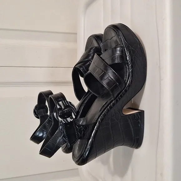 Circus NY by Sam Edelman &quot;Peony&quot; chunky sandals - 9 - black crocodile