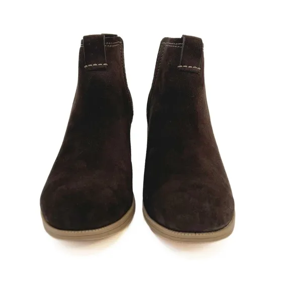 Clarks Artisan Maypearl Daisy Ankle Boots