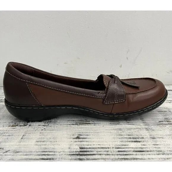 Clarks Ashland Bubble Loafers Brown Women's Sz 7 Comfort Flat Slip On Tassels