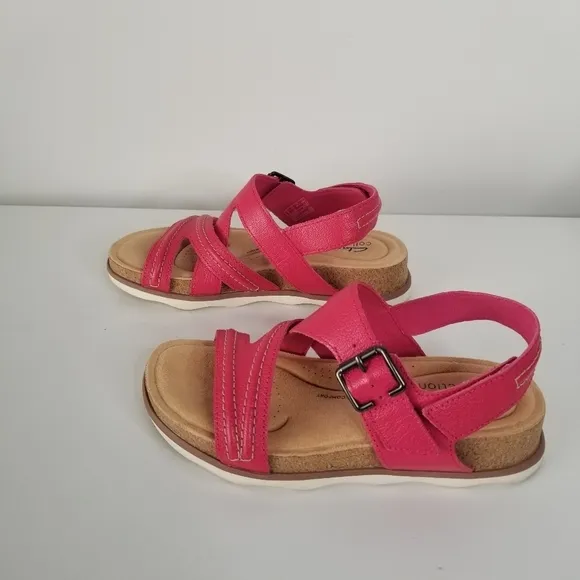 Clarks Brynn Step Adjustable Crossover Strap Sandals Size 5.5M Hot Pink